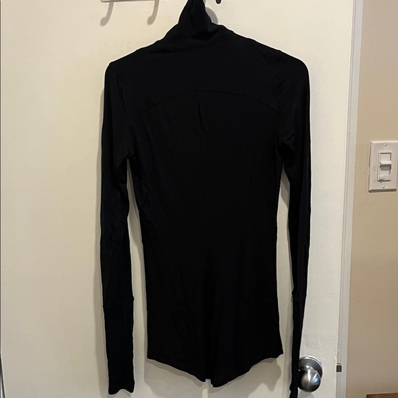 Lululemon Layer Me Turtleneck Long Sleeve Shirt XS - Picture 6 of 7